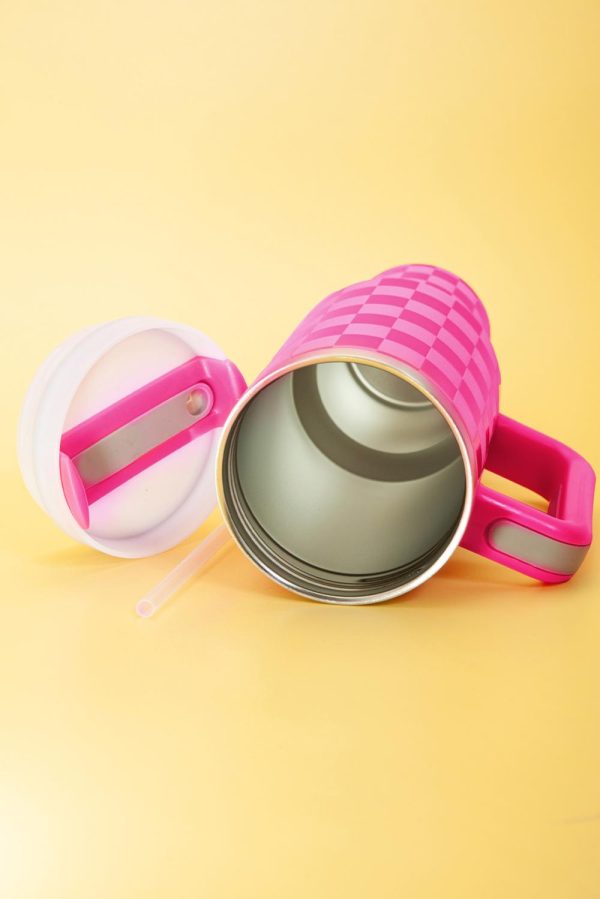 Pink Checkered Print Handled Stainless Steel Tumbler Cup - Image 5